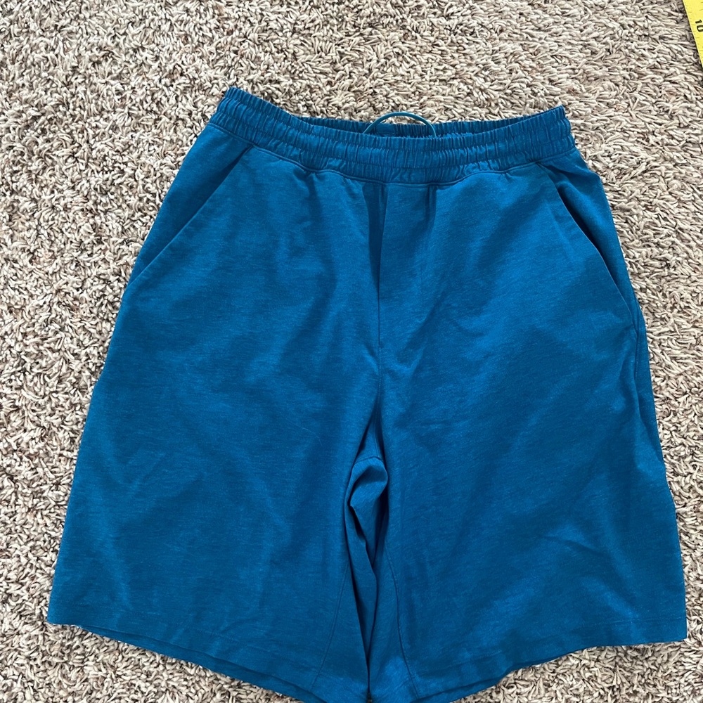 Men's Lululemon pacesetter Heather Blue Shorts no liner